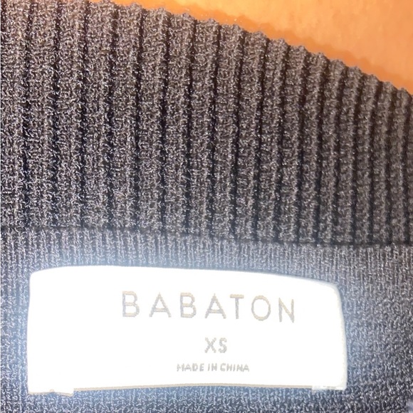 NO OFFERS PLEASE ❤️ Brand New ARITZIA Babaton Skirt Set - Picture 4 of 11